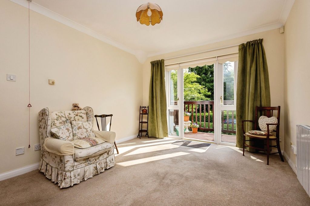 Property photo 3 of 13