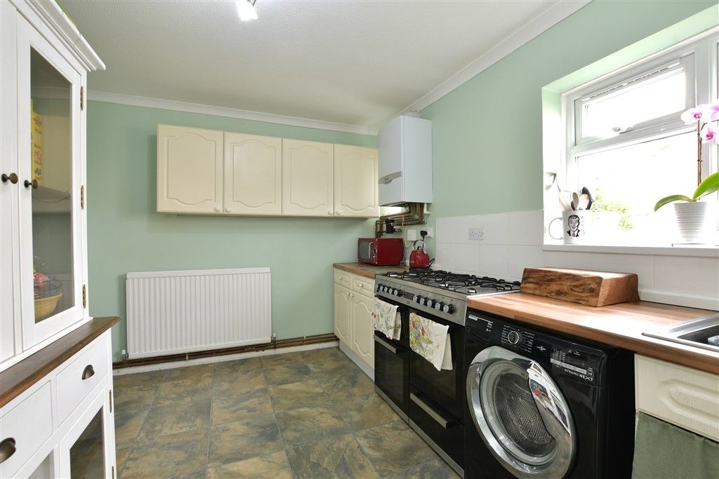 Property photo 2 of 15 Kitchen