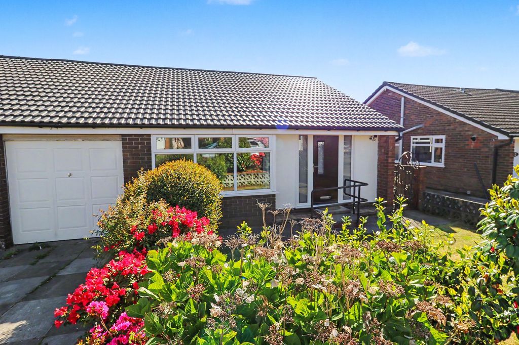 Property photo 1 of 30