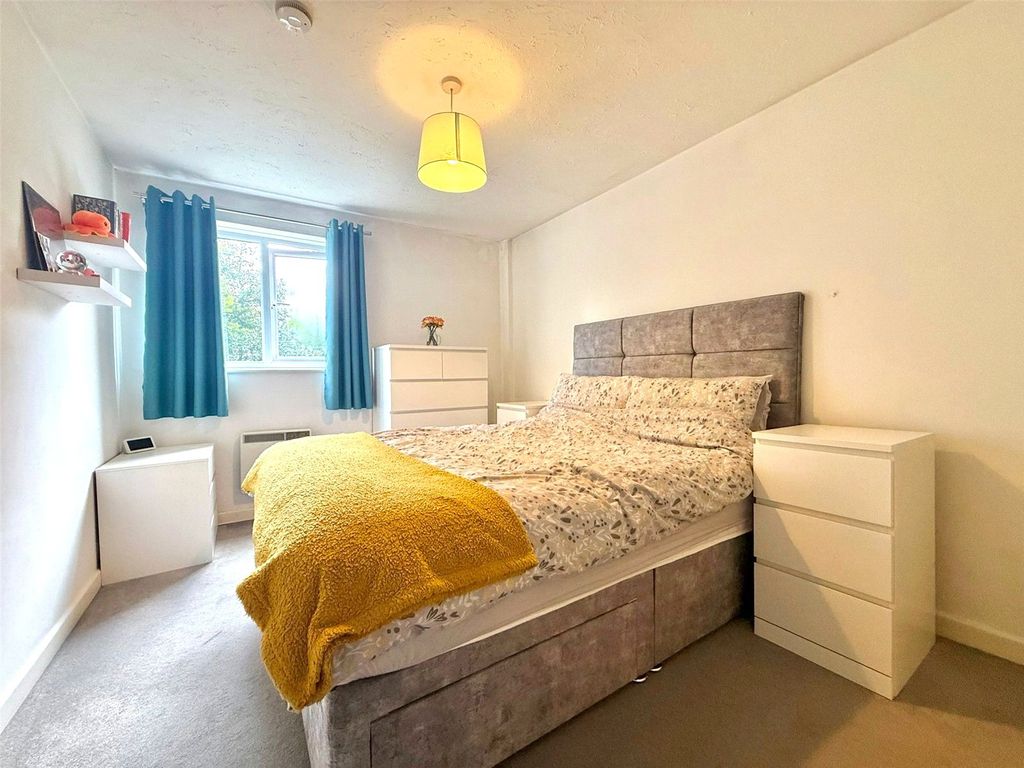 Property photo 2 of 10 Picture No. 06