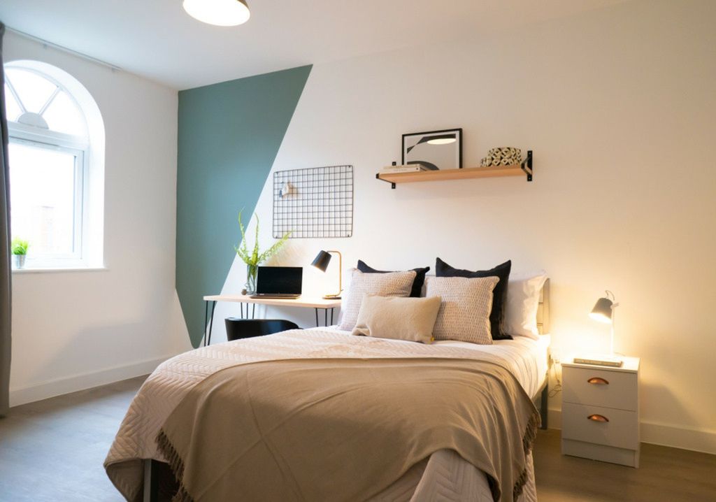 Property photo 2 of 5 A Beautifully Designed Double Bedroom Featuring A ...