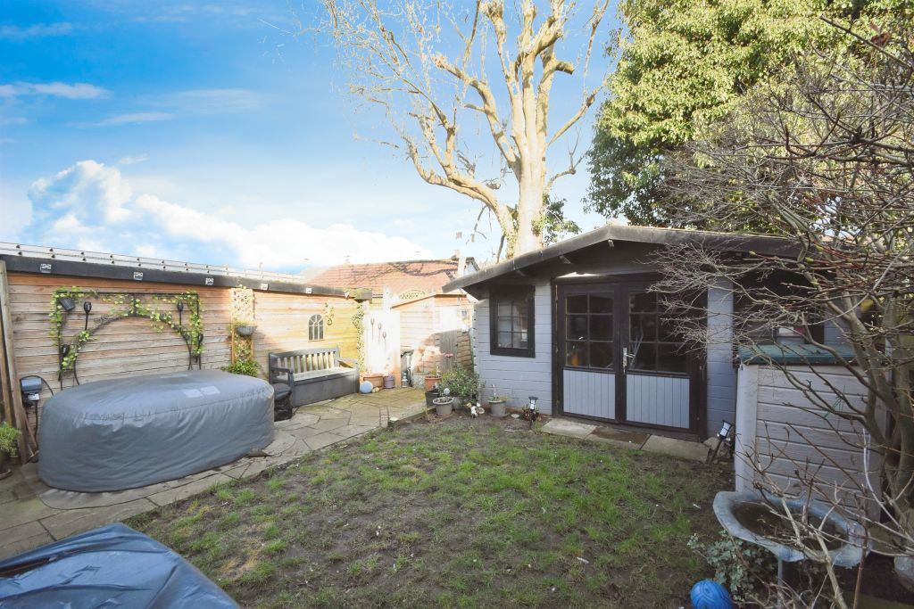 Property photo 3 of 15