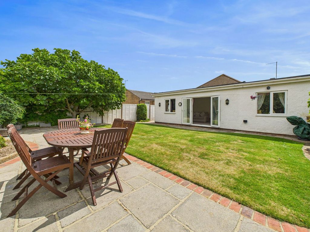 Property photo 2 of 23