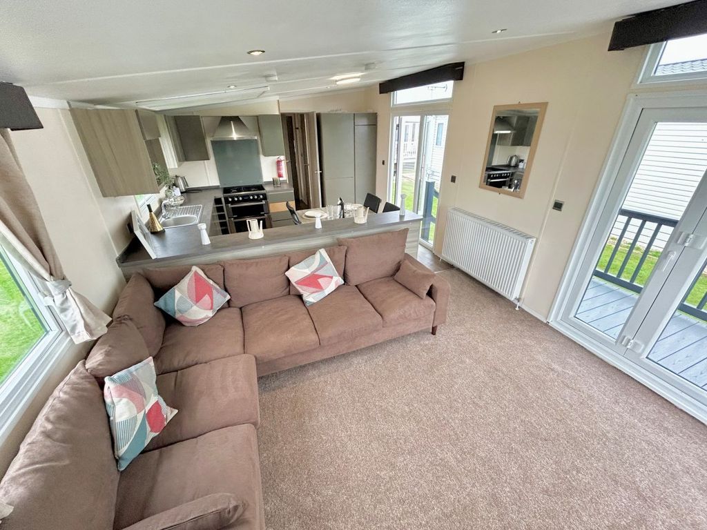 Property photo 2 of 12 Swift Auvergne 2013 Vs951325 128441172.Jpeg