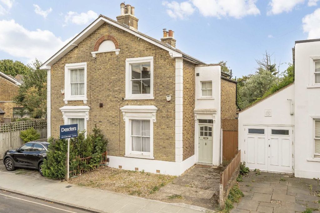 Property photo 1 of 7