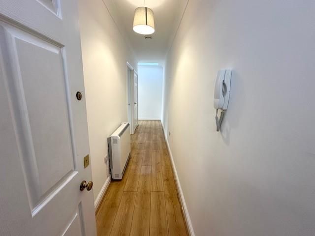 Property photo 2 of 12 Inner Hallway