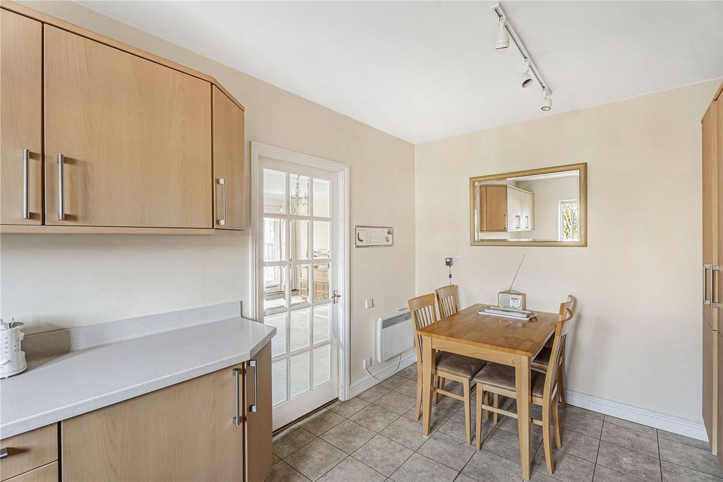 Property photo 3 of 12 Picture No. 14