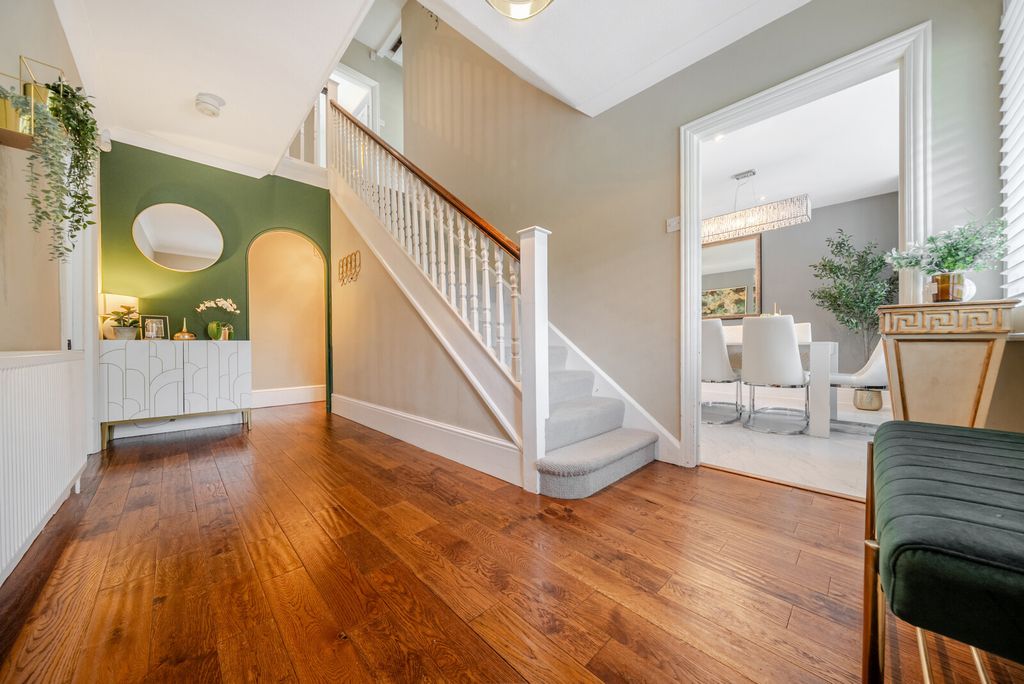 Property photo 2 of 19 1-69Dfa204Af145-1...