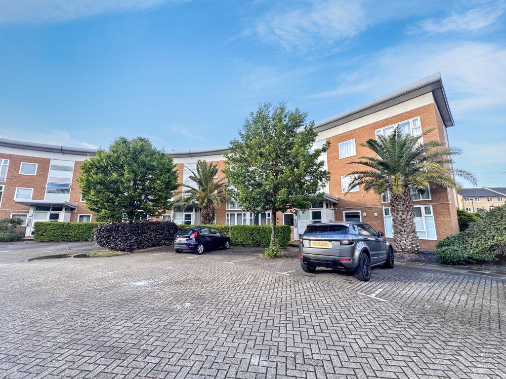 Property photo 1 of 12