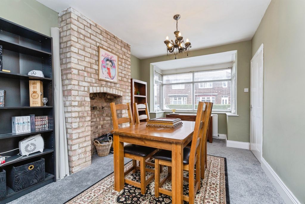 Property photo 3 of 13