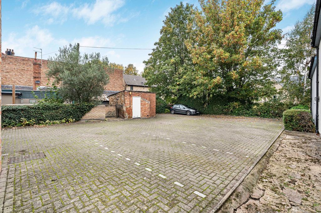 Property photo 3 of 6 39