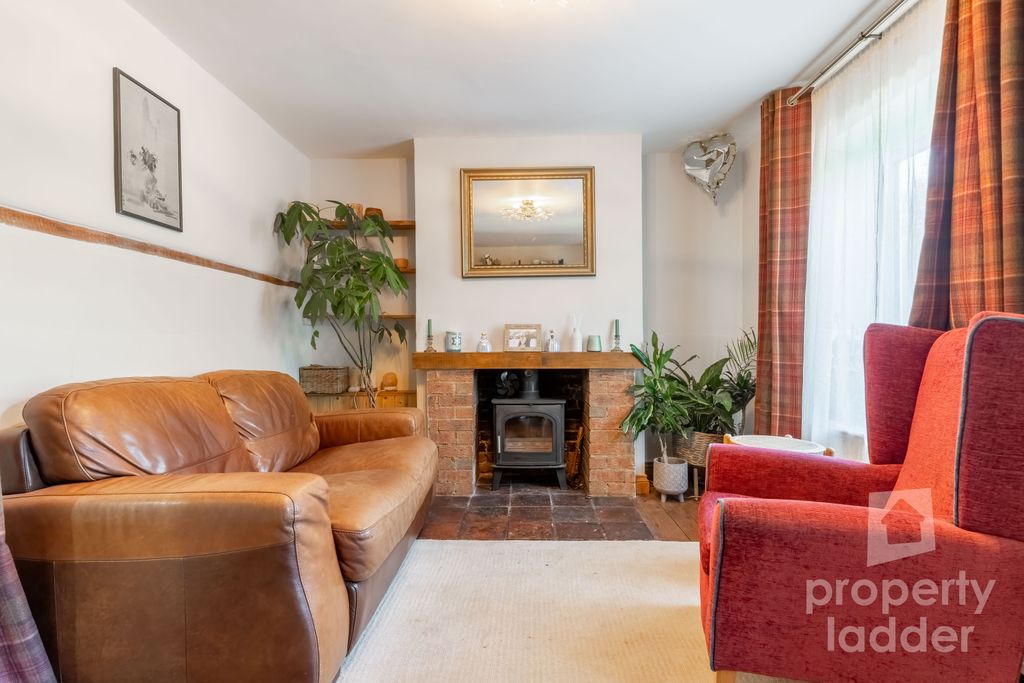Property photo 3 of 32 Pl-2