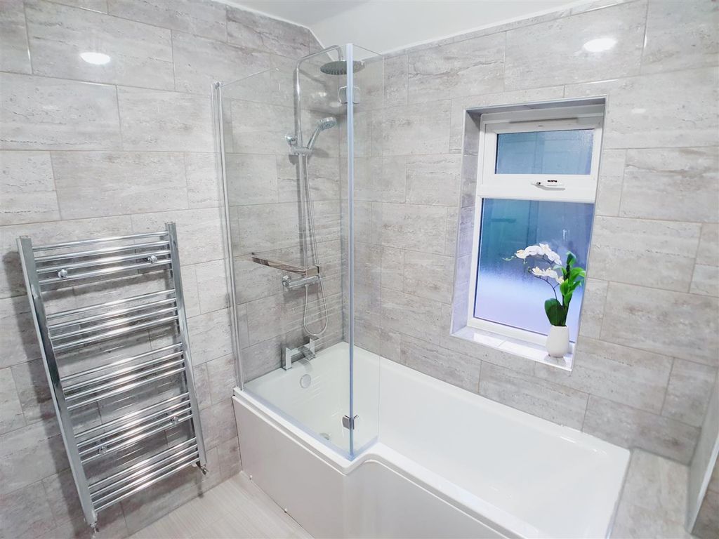 Property photo 2 of 22 Photoeditor_20190124_130331716.Jpg