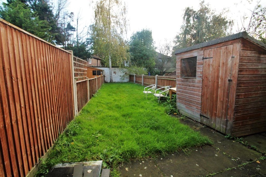 Property photo 2 of 8 Garden.Jpg