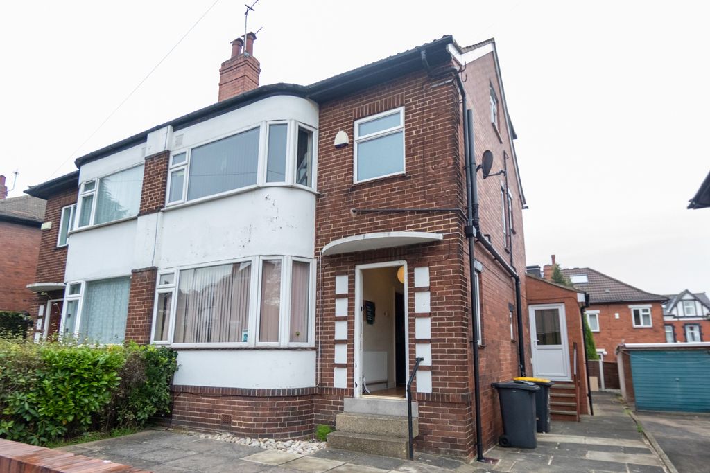 Property photo 2 of 7 The Exterior Of A Traditional Brick Residential Bu...