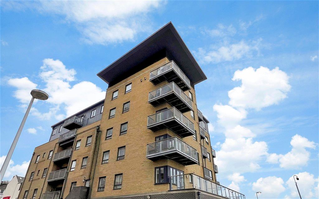 Property photo 2 of 12 Front