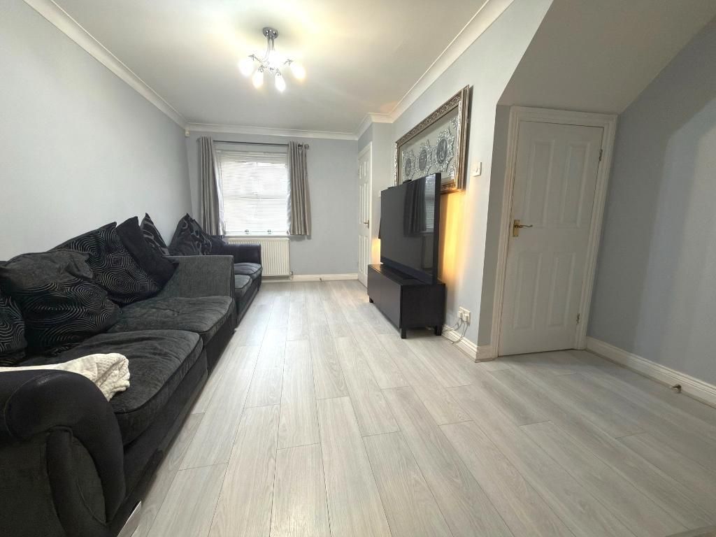 Property photo 3 of 12 Photo 3