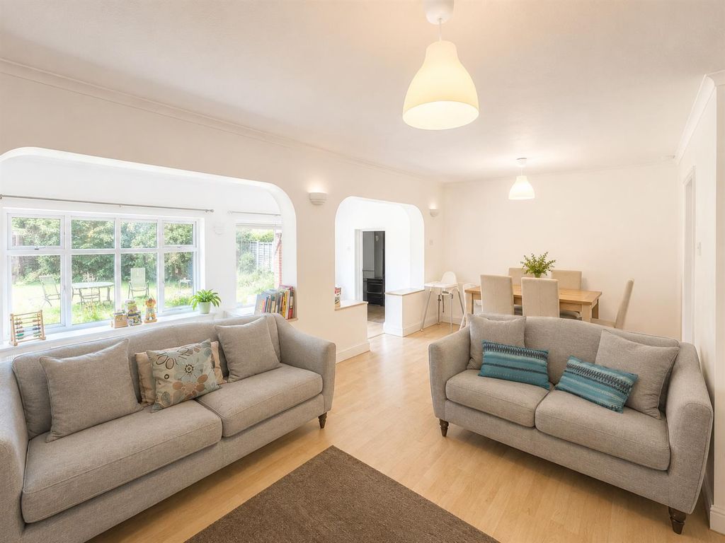 Property photo 2 of 20 Coopers Estate Agents