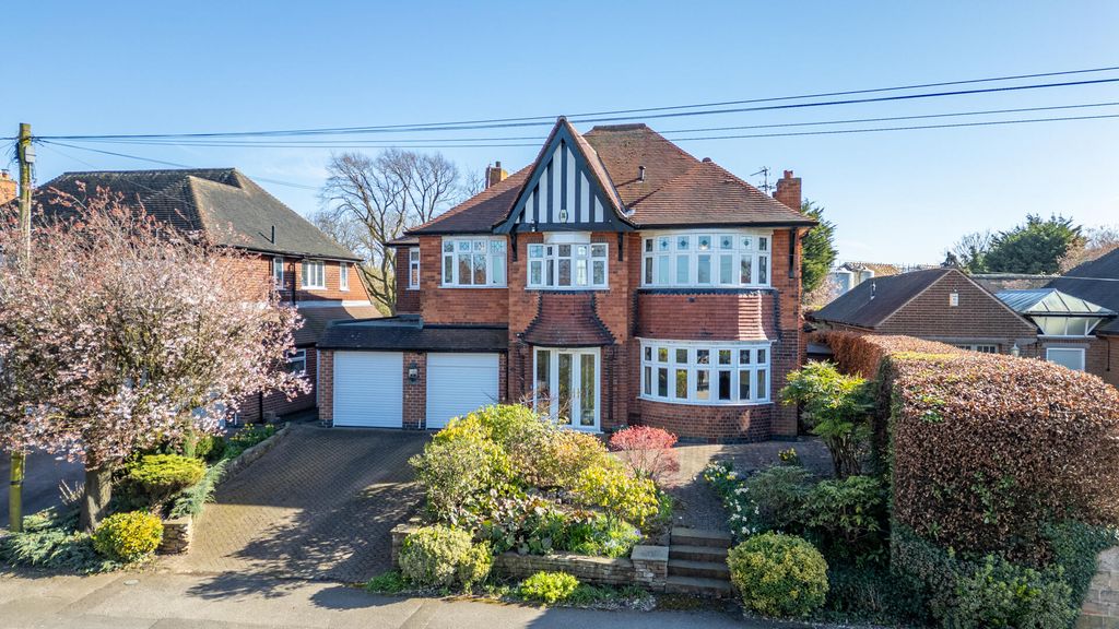 Property photo 1 of 32 Front (Exterior)