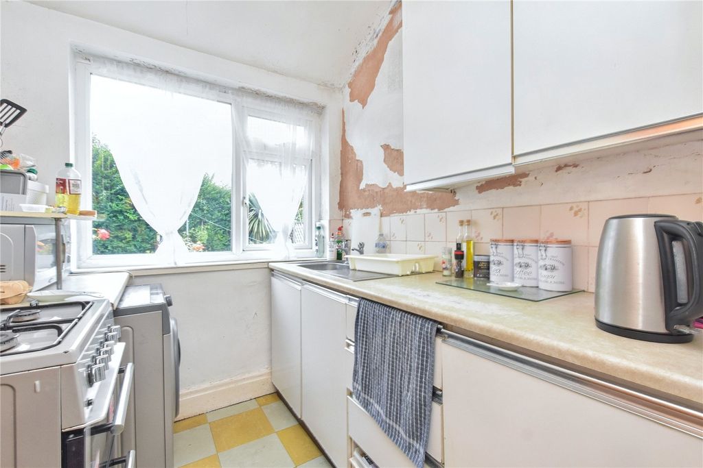 Property photo 3 of 15 Picture 3