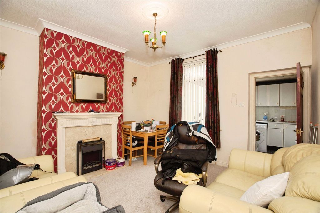 Property photo 3 of 15 Picture No. 25