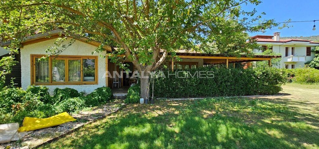 Property photo 3 of 46