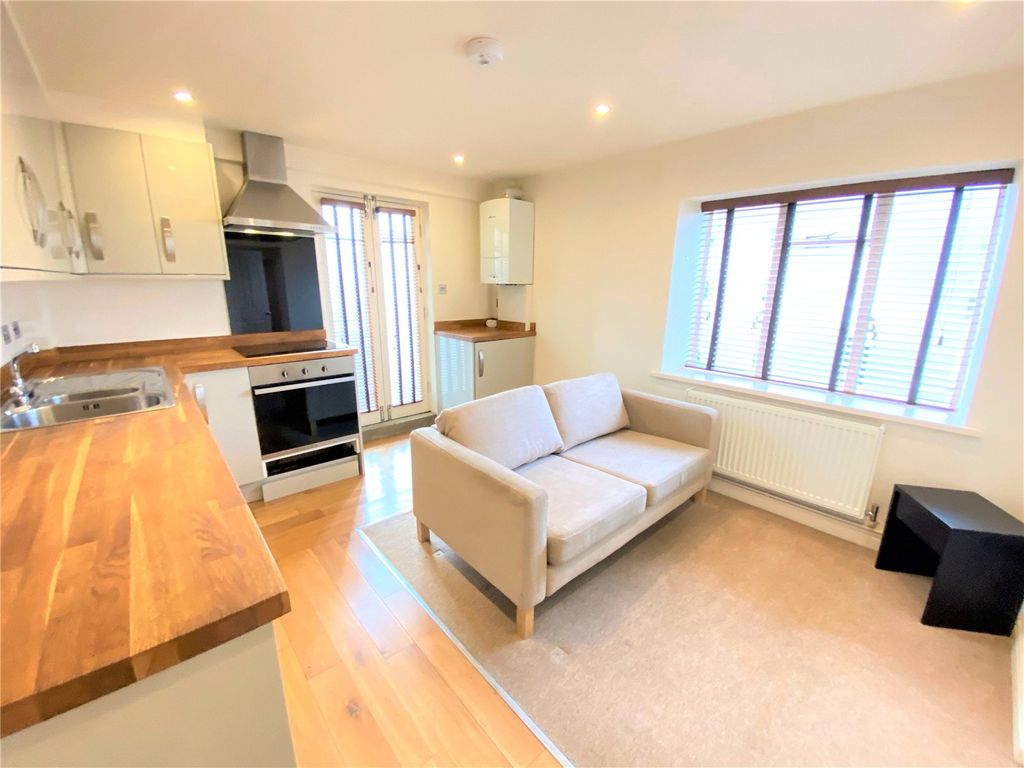 Property photo 3 of 9 Picture No. 09