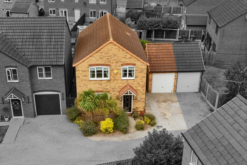 Property photo 1 of 20