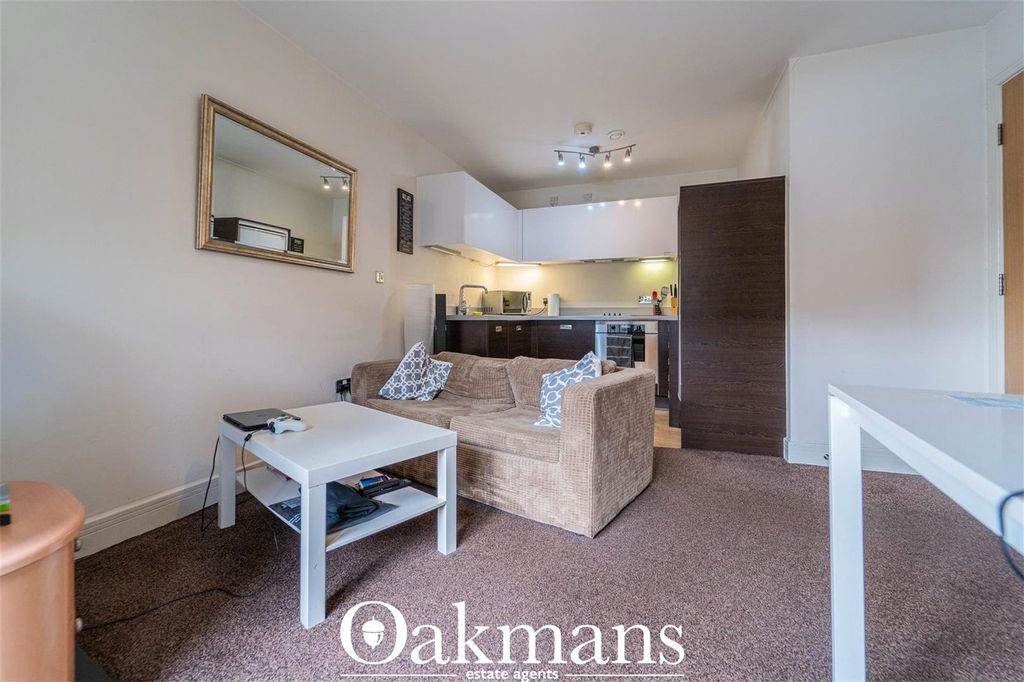 Property photo 3 of 10 Picture No. 06