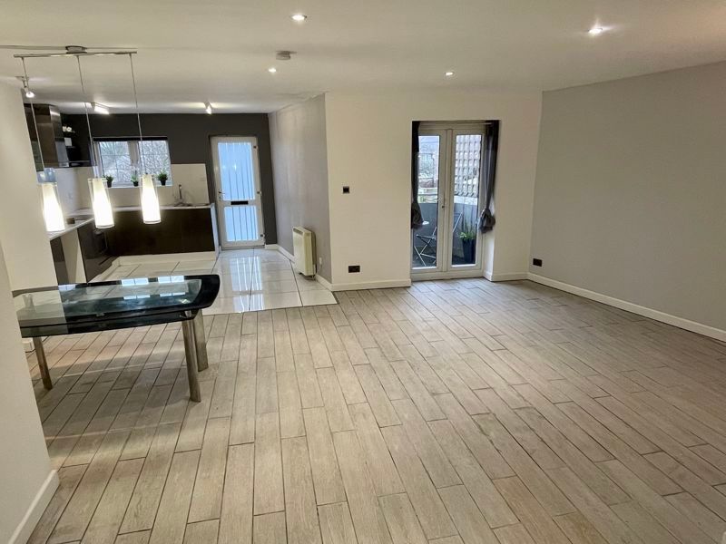 Property photo 2 of 12 Photo 1