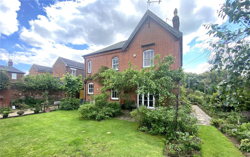 Property photo 1 of 19 Picture No. 20