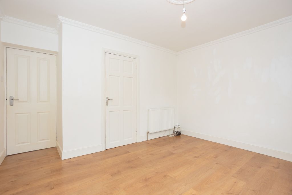 Additional image 15 of 2 bed flat for saleBarkerland Avenue, Dumfries DG1