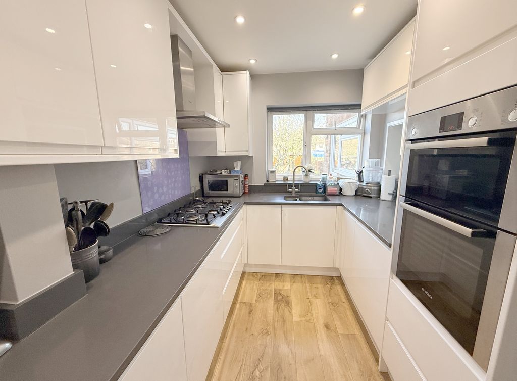 Property photo 3 of 22 54502910