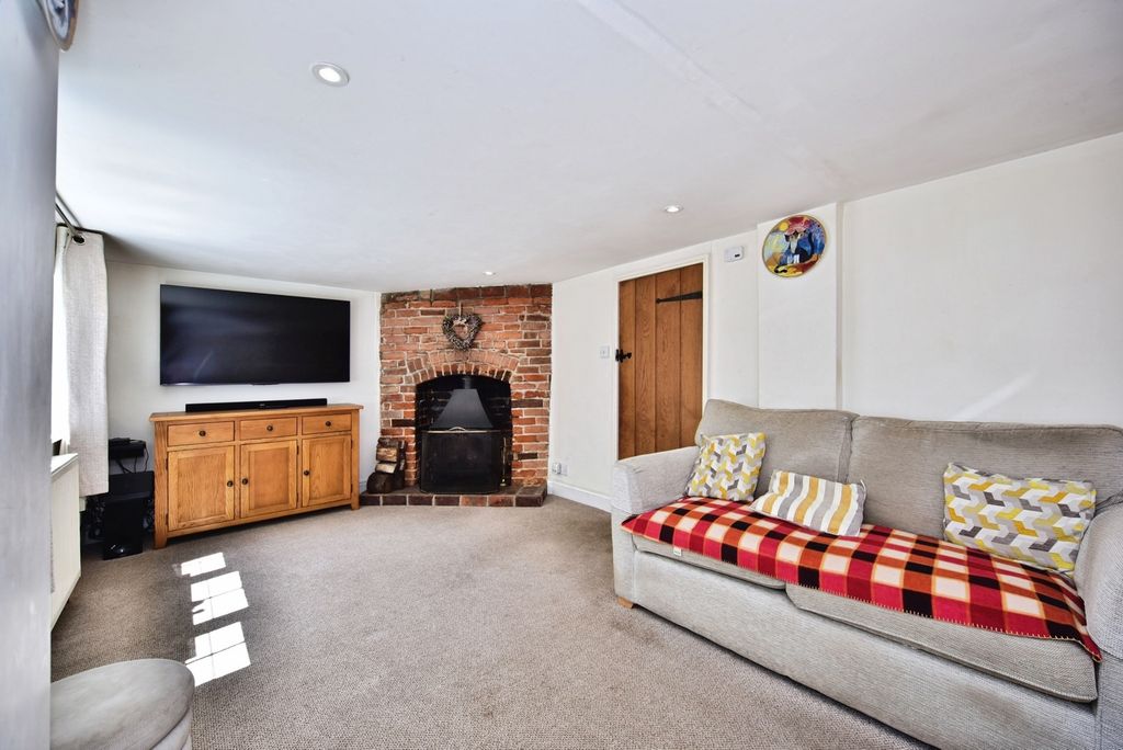 Property photo 2 of 21 Pbox-Img.Jpg