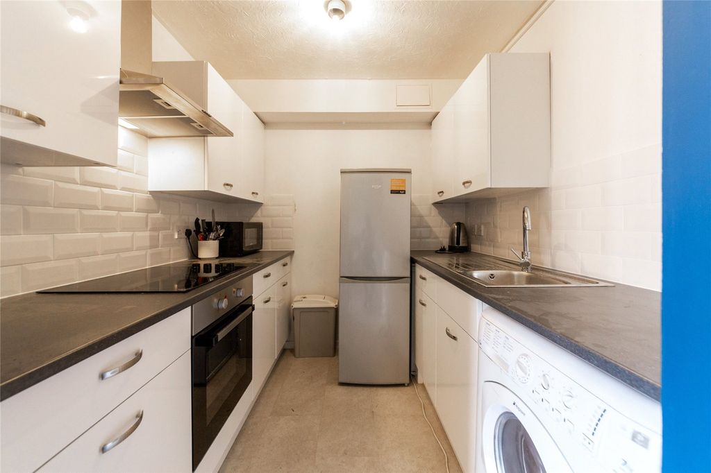 Property photo 2 of 14 Picture No. 26