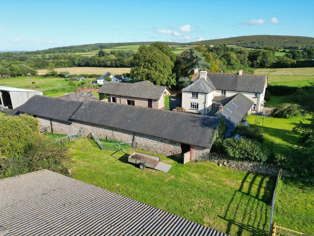 Property photo 1 of 30 5395071