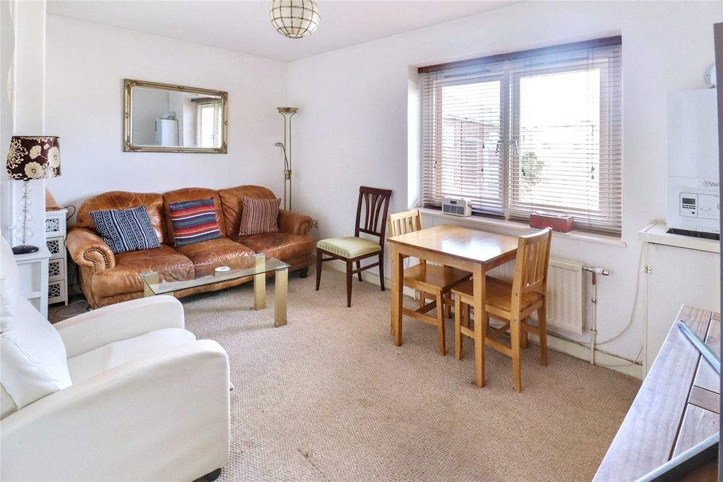 Property photo 2 of 7 Picture No. 03