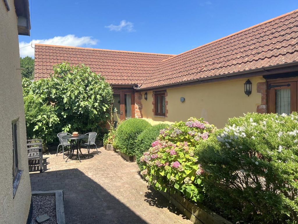 Property photo 1 of 9 1.Jpg