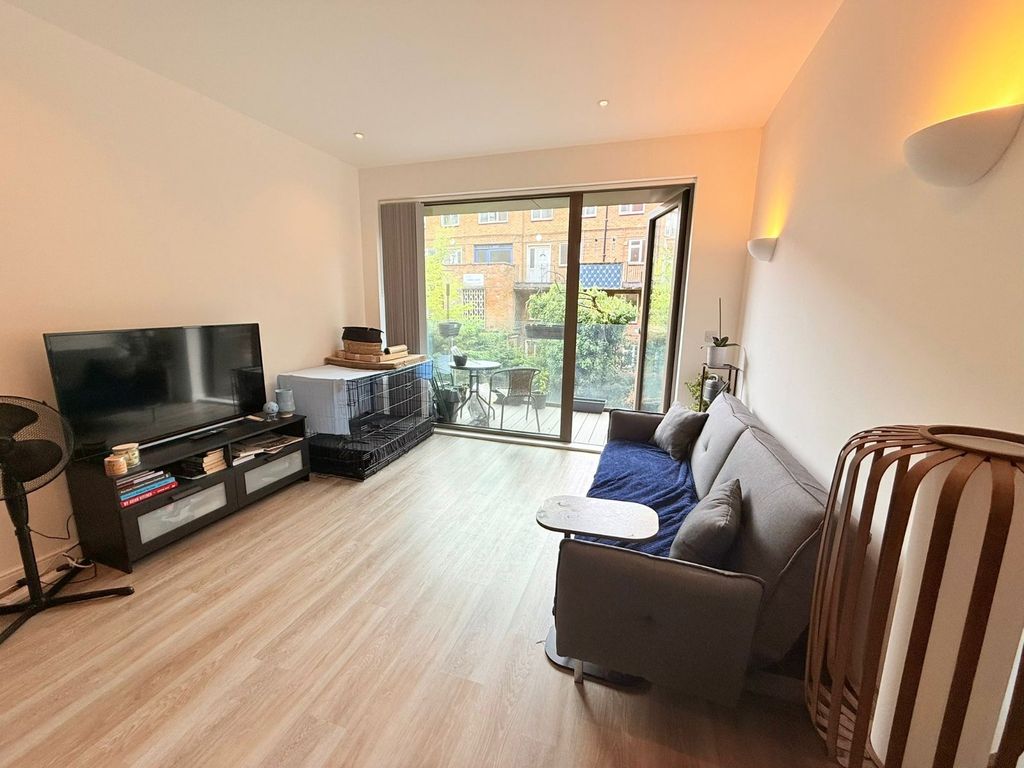 Property photo 2 of 19 Picture No. 05