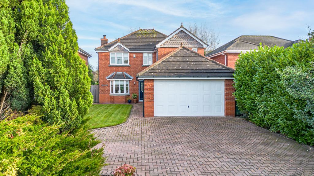 Property photo 1 of 31