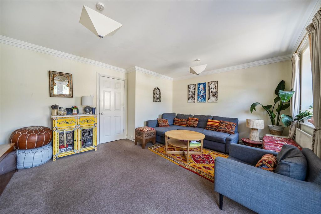 Property photo 2 of 14 1480550-7-6A39887Faeae8.Jpg