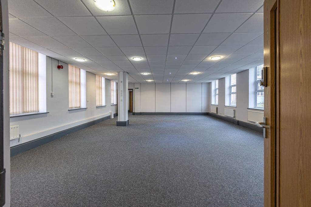 Property photo 2 of 4