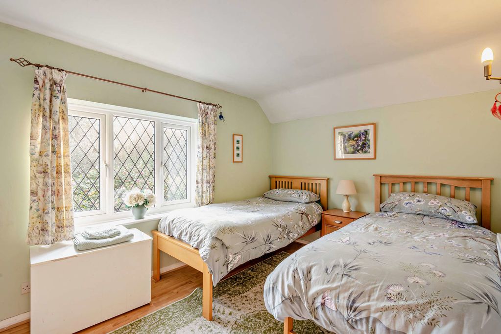 Additional image 11 of 5 bed detached house for saleBirches Lane, Gomshall GU5