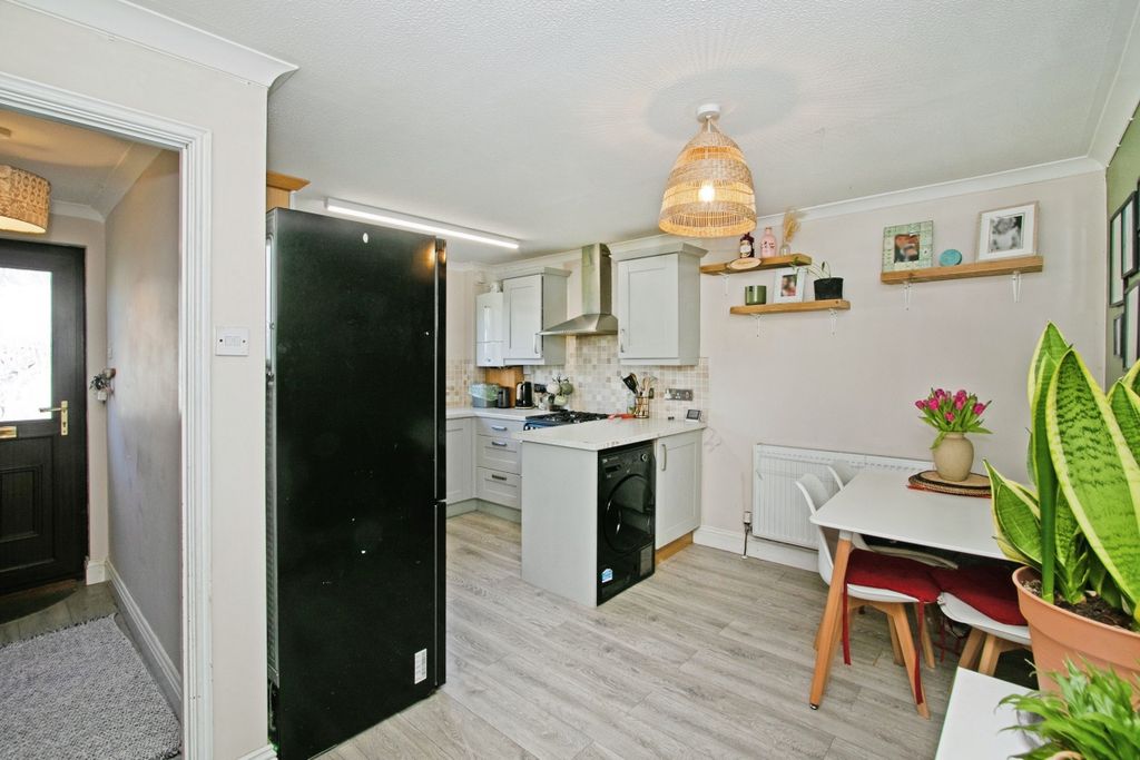 Property photo 2 of 19 Kitchen/Dining Room