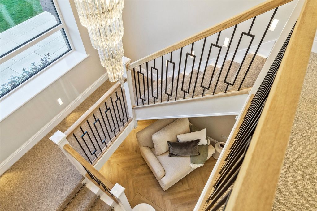 Property photo 3 of 27 Picture 3