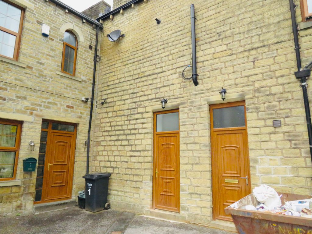 Property photo 1 of 14 Image