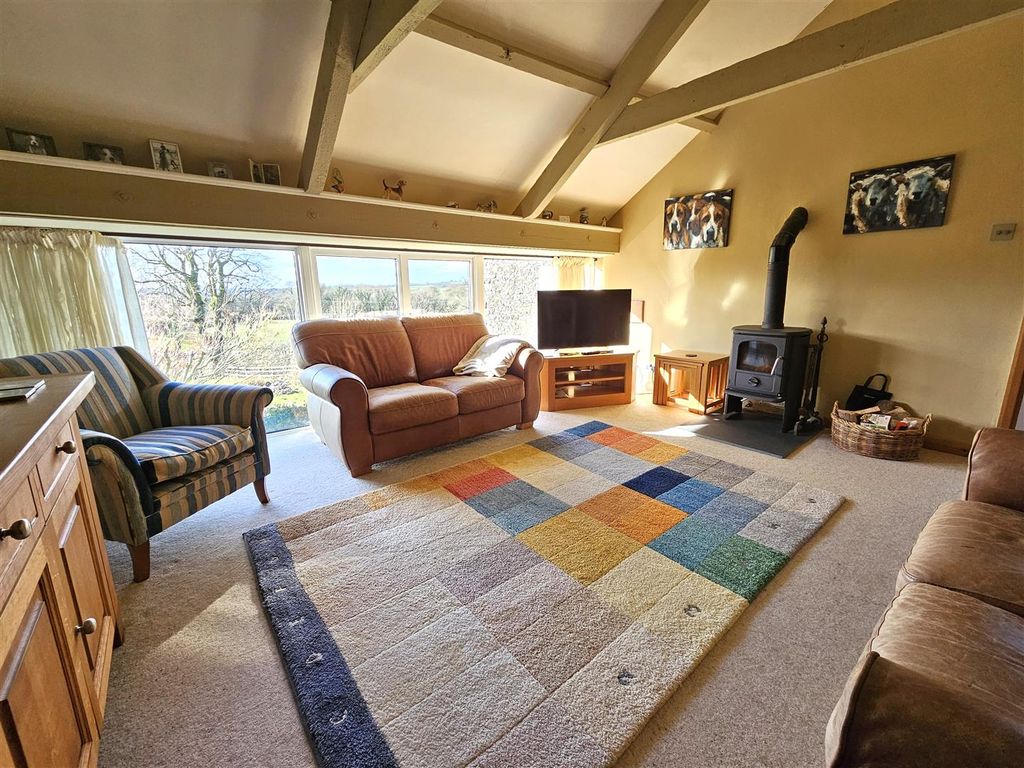 Property photo 2 of 22 Living Room (3).Jpg