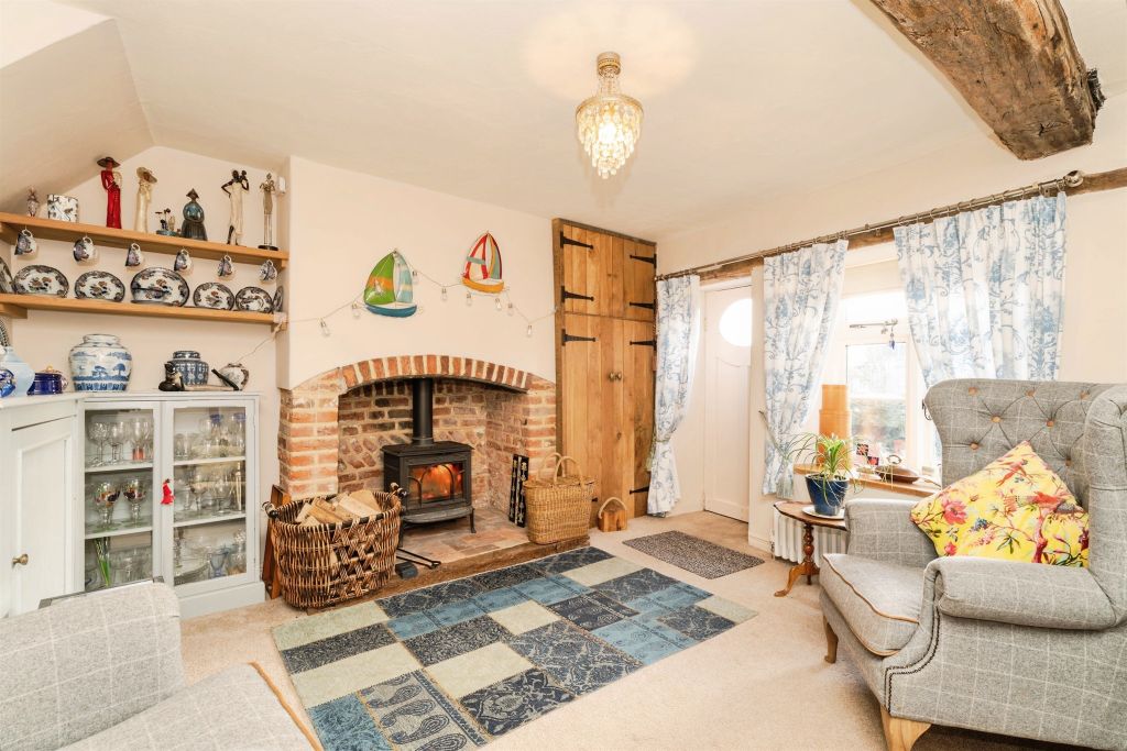 Property photo 2 of 19