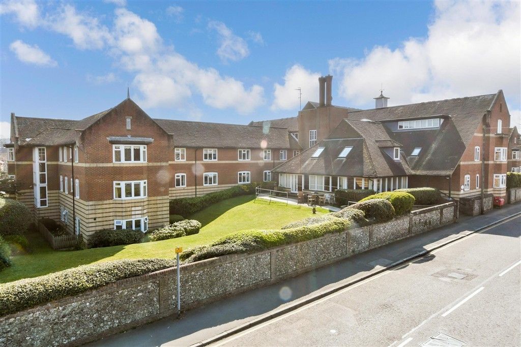 Property photo 1 of 16 External (Web)