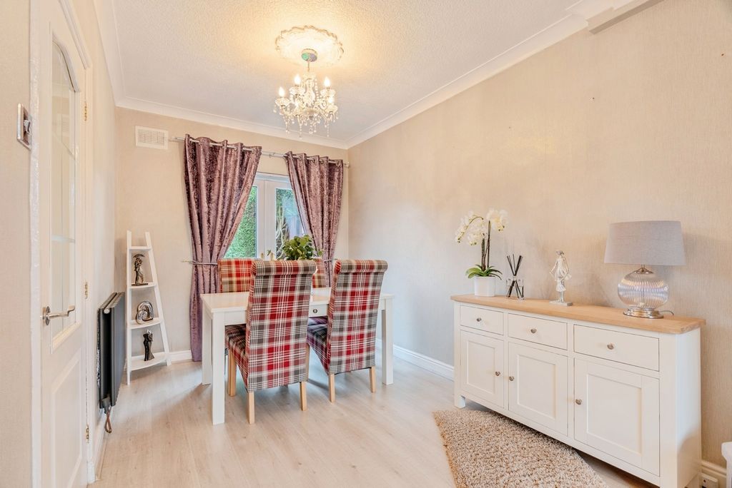 Property photo 3 of 18 Pbox-Img.Jpg